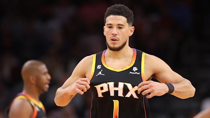 Booker se lesionó en la ingle