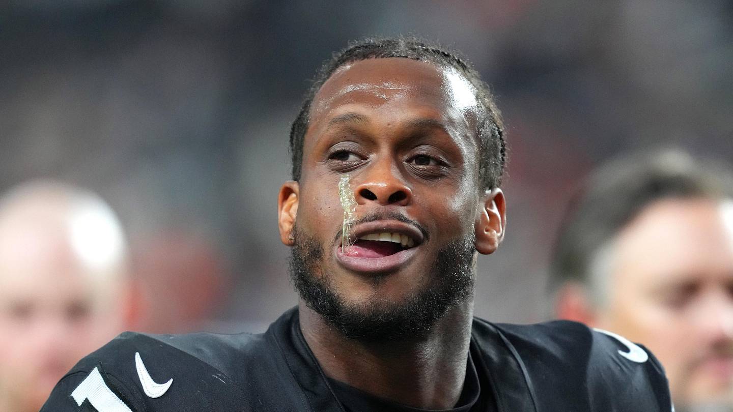 Why Geno Smith Had to Apologize to Raider Nation