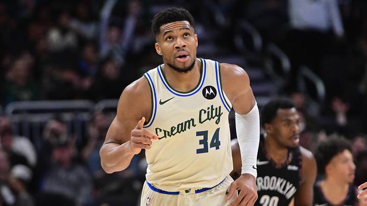 Nov 29, 2025; Milwaukee, Wisconsin, USA; Milwaukee Bucks forward Giannis Antetokounmpo (34) reacts after scoring his 21,000th career point in the third quarter against the Brooklyn Nets at Fiserv Forum. Mandatory Credit: Benny Sieu-Imagn Images Nov 29, 2025; Milwaukee, Wisconsin, USA; Milwaukee Bucks forward Giannis Antetokounmpo (34) reacts after scoring his 21,000th career point in the third quarter against the Brooklyn Nets at Fiserv Forum. Mandatory Credit: Benny Sieu-Imagn Images