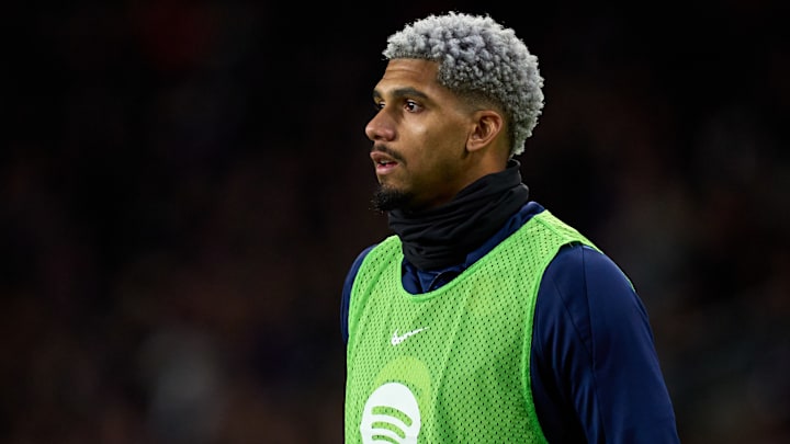 Ronald Araujo a mis la pression à sa direction. Ronald Araujo a mis la pression à sa direction.