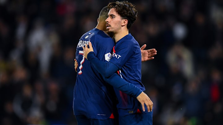 Le Paris Saint-Germain s'impose face au FC Metz sur le score de 3 buts à 1 et conclut parfaitement l'année 2023. 