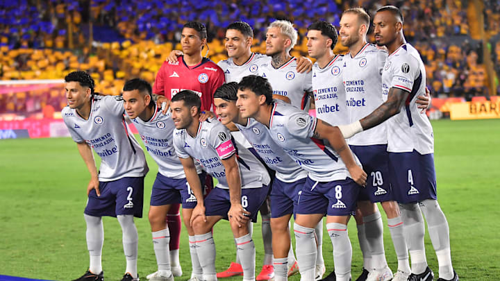 Tigres UANL v Cruz Azul - Torneo Apertura 2025 Liga MX