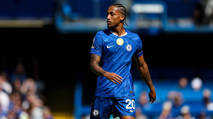 Chelsea, de João Pedro, joga fora de casa