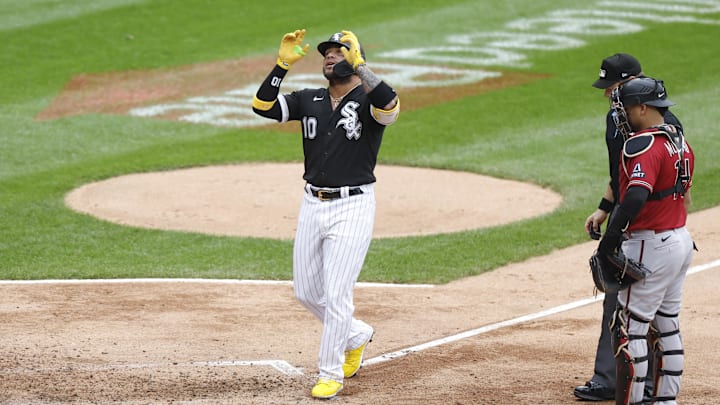 Sep 28, 2023; Chicago, Illinois, USA; Chicago White Sox third baseman Yoan Moncada (10) crosses home plate after hitting a solo home run against the Arizona Diamondbacks during the fourth inning at Guaranteed Rate Field.