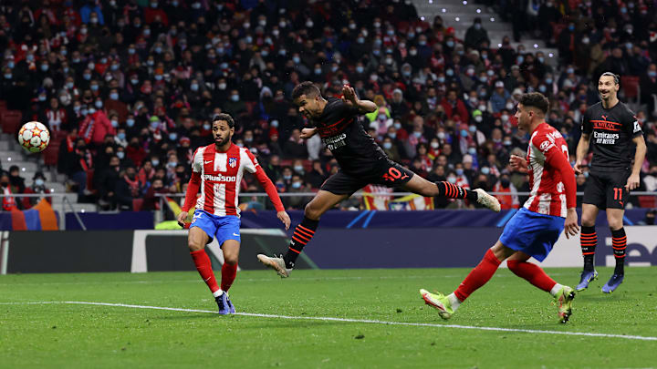 Junior Messias marcou o gol da vitória | Atletico Madrid v AC Milan: Group B - UEFA Champions League