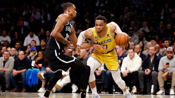 Russell Westbrook repartió 10 asistencias la noche del lunes en la NBA, con lo que superó a Gary Payton