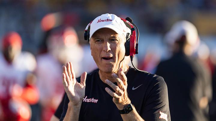 Oct 25, 2025; Tempe, Arizona, USA; Houston Cougars head coach Willie Fritz reacts against the Arizona State Sun Devils at Mountain America Stadium. Mandatory Credit: Mark J. Rebilas-Imagn Images Oct 25, 2025; Tempe, Arizona, USA; Houston Cougars head coach Willie Fritz reacts against the Arizona State Sun Devils at Mountain America Stadium. Mandatory Credit: Mark J. Rebilas-Imagn Images