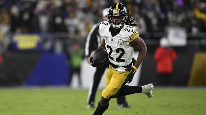 Dec 21, 2024; Baltimore, Maryland, USA;  Pittsburgh Steelers running back Najee Harris (22) rushes during  the second half against the Baltimore Ravens at M&T Bank Stadium. Mandatory Credit: Tommy Gilligan-Imagn Images