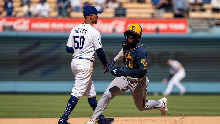 Aug 16, 2026; Los Angeles, California, USA; Milwaukee Brewers right fielder Luis Lara (18) runs to third base in the ninth inning against the Los Angeles Dodgers at Dodger Stadium. Mandatory Credit: Jon Endow-Imagn Images Aug 16, 2026; Los Angeles, California, USA; Milwaukee Brewers right fielder Luis Lara (18) runs to third base in the ninth inning against the Los Angeles Dodgers at Dodger Stadium. Mandatory Credit: Jon Endow-Imagn Images