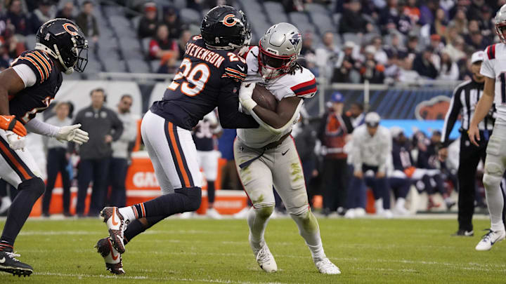 The Bears had problems stopping the Patriots in 2024 when they played, and with a new coach, and after making the Super Bowl, it's going to be difficult next season when they play.