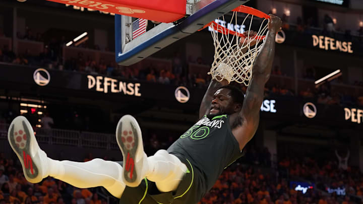 Minnesota Timberwolves forward Julius Randle dunks against the Golden State Warriors in the fourth quarter during Game 3 of a Western Conference semifinal at Chase Center in San Francisco on May 10, 2025.