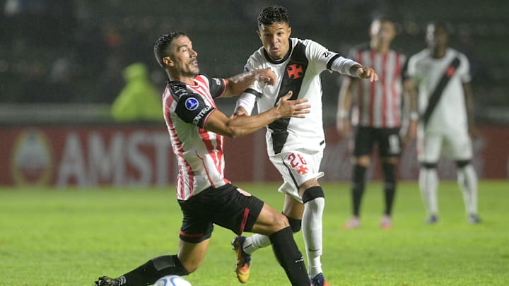 Vasco estreou com empate na Sul-Americana