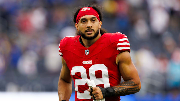 San Francisco 49ers v Los Angeles Rams