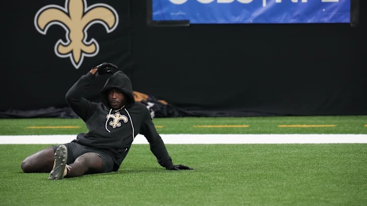 Oct 5, 2025; New Orleans, Louisiana, USA;  New Orleans Saints running back Alvin Kamara (41) warms up prior to the game against the New York Giants at Caesars Superdome. Mandatory Credit: Matthew Hinton-Imagn Images