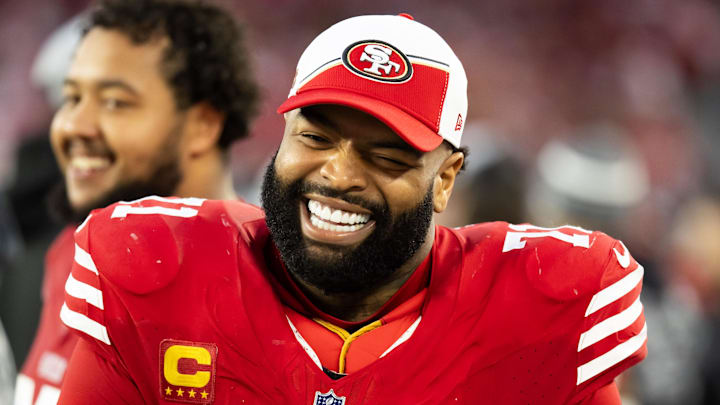 Dec 17, 2023; Glendale, Arizona, USA; San Francisco 49ers offensive lineman Trent Williams (71) against the Arizona Cardinals at State Farm Stadium. Mandatory Credit: Mark J. Rebilas-Imagn Images Dec 17, 2023; Glendale, Arizona, USA; San Francisco 49ers offensive lineman Trent Williams (71) against the Arizona Cardinals at State Farm Stadium. Mandatory Credit: Mark J. Rebilas-Imagn Images