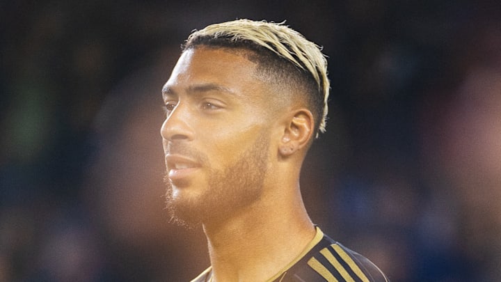 LAFC's timely goals led to a 2-1 victory over LA Galaxy in the latest 'El Tráfico' match.
