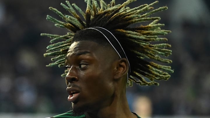 Manu Koné glänzt in Gladbach nicht nur mit einer bunten Haarpracht 