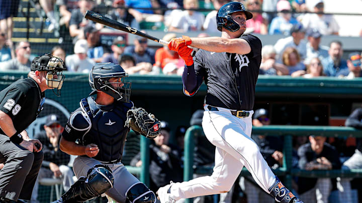 Detroit Tigers second baseman Colt Keith bats against the Yankees.