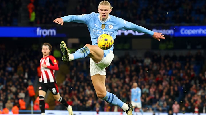 Manchester City v Brentford FC - Premier League