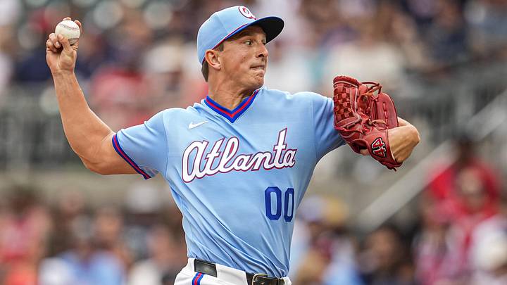 Jun 20, 2026: Atlanta Braves pitcher James Karinchak (00) pitches against the Milwaukee Brewers during the eighth inning at Truist Park. 