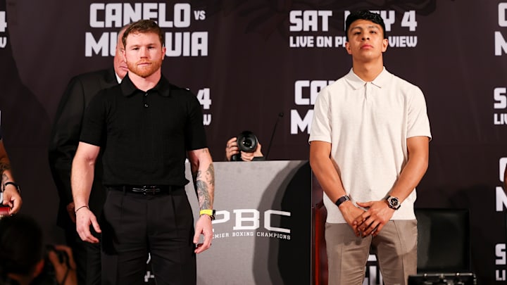 "Canelo" Álvarez y Jaime Munguía en la rueda de prensa de presentación de su pelea 