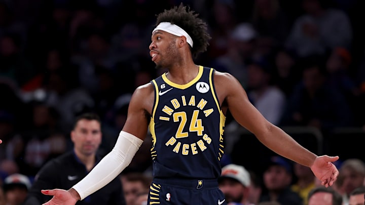 Hield tiene contrato para la temporada que viene con Indiana