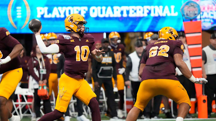Arizona State quarterback Sam Leavitt (10). Arizona State quarterback Sam Leavitt (10).