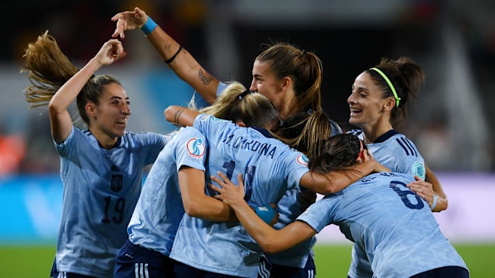 L'Espagne s'impose au forceps contre le Danemark (1-0).