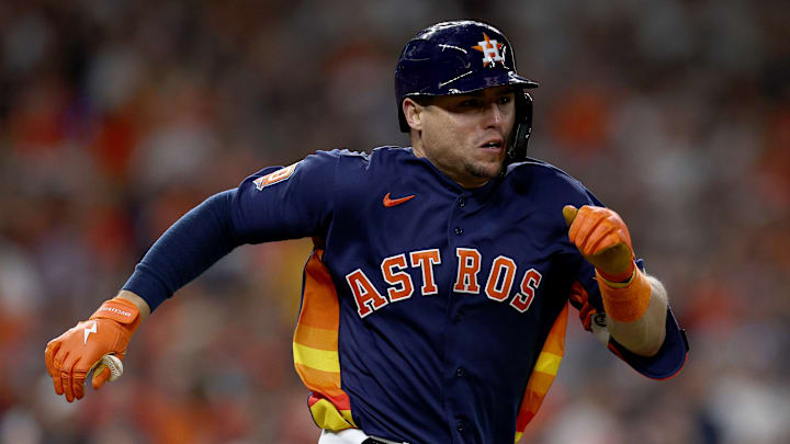 Aledmys Díaz se fue a los Atléticos pese a venir de ganar la Serie Mundial con los Astros