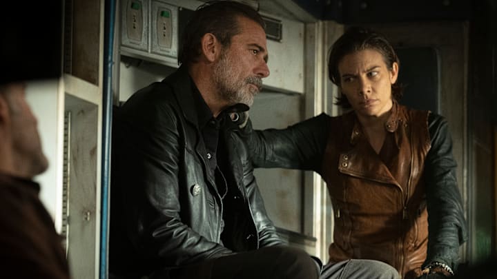 Lauren Cohan as Maggie Rhee, Jeffrey Dean Morgan as Negan - The Walking Dead: Dead City _ Season 1, Episode 6 - Photo Credit: Peter Kramer/AMC