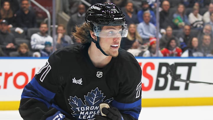 Chicago Blackhawks v Toronto Maple Leafs
