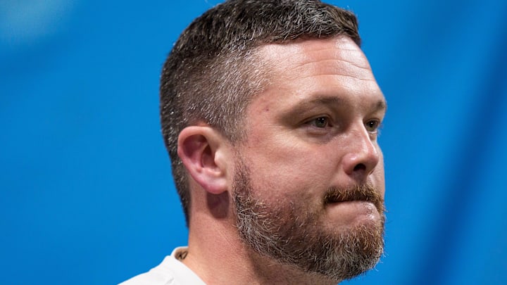 Oregon head coach Dan Lanning takes the field as the Oregon Ducks face the Indiana Hoosiers in the Peach Bowl on Jan. 9, 2026, at Mercedes-Benz Stadium in Atlanta, Georgia.
