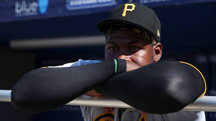 Pittsburgh Pirates v Los Angeles Dodgers Pittsburgh Pirates v Los Angeles Dodgers
