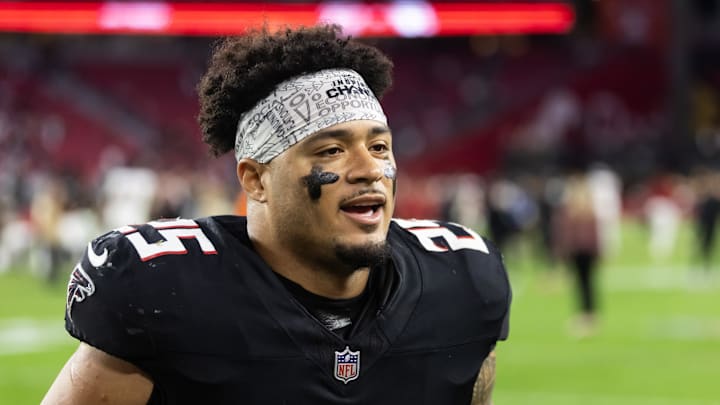 Dec 21, 2025; Glendale, Arizona, USA; Atlanta Falcons running back Tyler Allgeier (25) against the Arizona Cardinals at State Farm Stadium. Mandatory Credit: Mark J. Rebilas-Imagn Images Dec 21, 2025; Glendale, Arizona, USA; Atlanta Falcons running back Tyler Allgeier (25) against the Arizona Cardinals at State Farm Stadium. Mandatory Credit: Mark J. Rebilas-Imagn Images