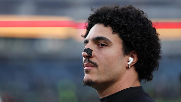 Philadelphia Eagles linebacker Jaelan Phillips Philadelphia Eagles linebacker Jaelan Phillips