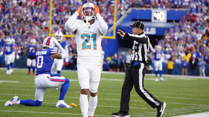 Miami Dolphins safety Jordan Poyer reacts to getting penalized on a hit against Buffalo Bills wide receiver Keon Coleman.