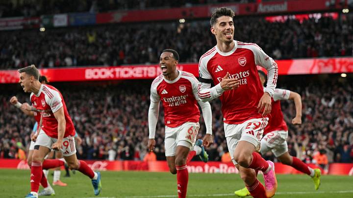 TOPSHOT-FBL-ENG-PR-ARSENAL-BURNLEY TOPSHOT-FBL-ENG-PR-ARSENAL-BURNLEY
