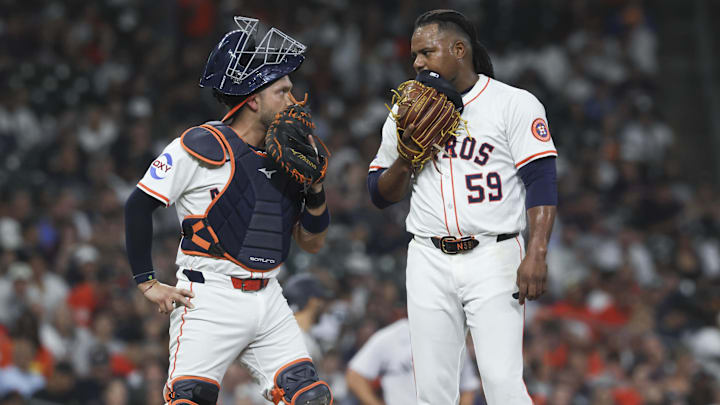 Sep 2, 2025; Houston, Texas, USA; Houston Astros catcher Cesar Salazar (18) talks with starting pitcher Framber Valdez (59) on the mound during the second inning against the New York Yankees at Daikin Park. Mandatory Credit: Troy Taormina-Imagn Images Sep 2, 2025; Houston, Texas, USA; Houston Astros catcher Cesar Salazar (18) talks with starting pitcher Framber Valdez (59) on the mound during the second inning against the New York Yankees at Daikin Park. Mandatory Credit: Troy Taormina-Imagn Images