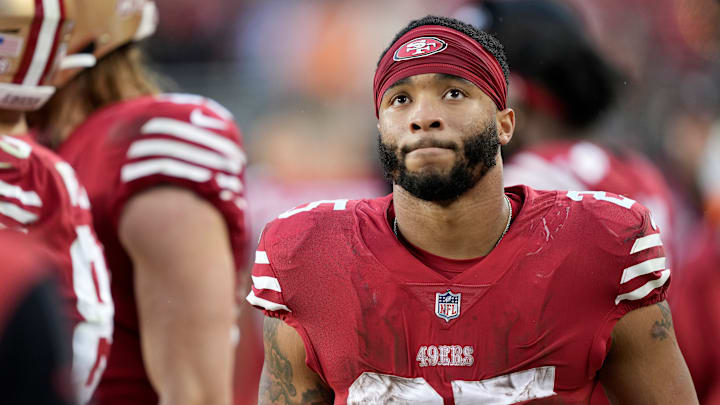 San Francisco 49ers running back Elijah Mitchell
