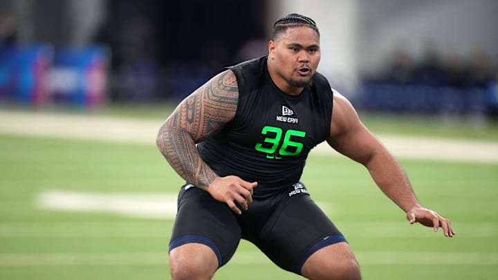 Mar 2, 2025; Indianapolis, IN, USA; Arizona offensive lineman Jonah Savaiinaea (OL36) during the 2025 NFL Scouting Combine at Lucas Oil Stadium. Mandatory Credit: Kirby Lee-Imagn Images Mar 2, 2025; Indianapolis, IN, USA; Arizona offensive lineman Jonah Savaiinaea (OL36) during the 2025 NFL Scouting Combine at Lucas Oil Stadium. Mandatory Credit: Kirby Lee-Imagn Images