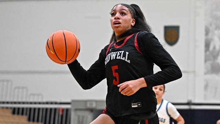 Apr 7, 2023; Washington, DC, USA; Sidwell Friends (DC) guard Jordyn Jackson (5) drives to the basket during the second quarter against Centennial (NV) at Georgetown University. Mandatory Credit: Reggie Hildred-Imagn Images Apr 7, 2023; Washington, DC, USA; Sidwell Friends (DC) guard Jordyn Jackson (5) drives to the basket during the second quarter against Centennial (NV) at Georgetown University. Mandatory Credit: Reggie Hildred-Imagn Images