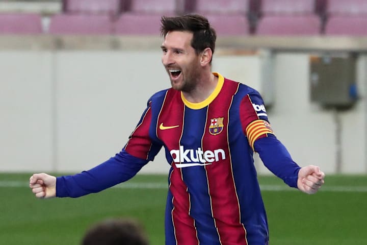 ลิโอเนล เมสซี่ กำลังเฉลิมฉลอง ลิโอเนล เมสซี่ กำลังเฉลิมฉลอง