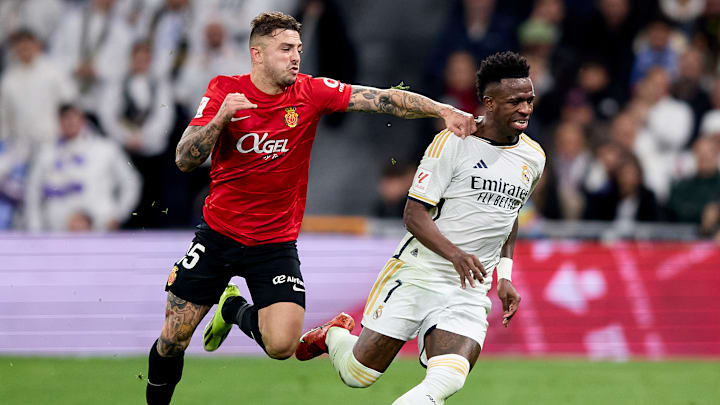 Pablo Maffeo y Vinícius Jr. generaron un clima tenso que se extendió al resto de los jugadores del Mallorca y el Real Madrid 