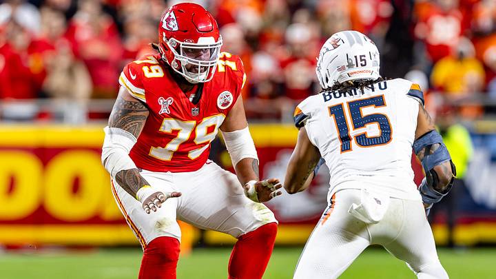 December 25, 2025, Kansas City, MO. U.S. - Kansas City Chiefs offensive lineman Esa Pole (79) readies to block Denver Broncos linebacker Nik Bonitto (15) in action during a Week 17 National Football League football game between Denver Broncos and the Kansas City Chiefs on GEHA Field at Arrowhead Stadium in Kansas City MO. Denver won 20-13. December 25, 2025, Kansas City, MO. U.S. - Kansas City Chiefs offensive lineman Esa Pole (79) readies to block Denver Broncos linebacker Nik Bonitto (15) in action during a Week 17 National Football League football game between Denver Broncos and the Kansas City Chiefs on GEHA Field at Arrowhead Stadium in Kansas City MO. Denver won 20-13.