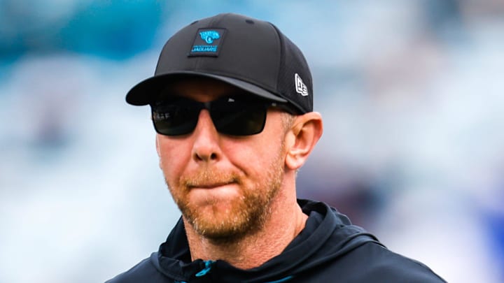 Jacksonville Jaguars head coach Liam Coen runs off the field before an NFL football AFC Wild Card playoff matchup, Sunday, Jan. 11, 2026, in Jacksonville, Fla. Bills lead 10-7 at the half over the Jaguars. [Doug Engle/Florida Times-Union]