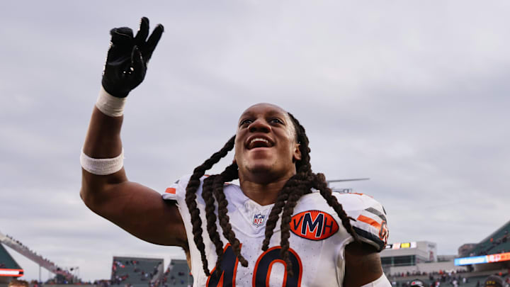 Linebacker Tremaine Edmunds is joining the Giants.