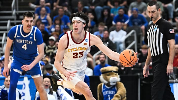 Mar 22, 2026; St. Louis, MO, USA; Iowa State Cyclones forward Blake Buchanan (23) passes the ball during the second half against the Kentucky Wildcats during a second round game of the men's 2026 NCAA Tournament at Enterprise Center.