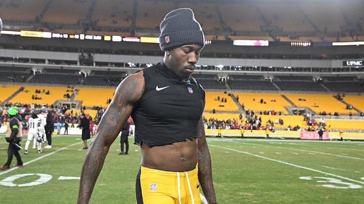 Jan 12, 2026; Pittsburgh, PA, USA; Pittsburgh Steelers cornerback Joey Porter Jr. leaves the field following an AFC Wild Card Round loss to the Houston Texans at Acrisure Stadium. Mandatory Credit: Barry Reeger-Imagn Images Jan 12, 2026; Pittsburgh, PA, USA; Pittsburgh Steelers cornerback Joey Porter Jr. leaves the field following an AFC Wild Card Round loss to the Houston Texans at Acrisure Stadium. Mandatory Credit: Barry Reeger-Imagn Images