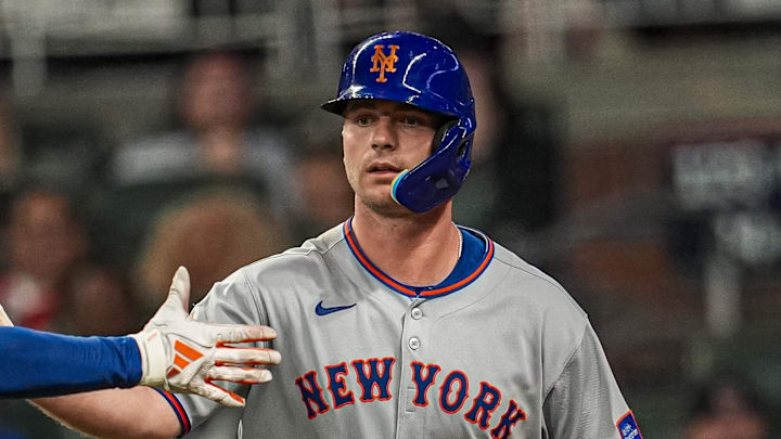 Aug 23, 2025; Cumberland, Georgia, USA; New York Mets first baseman Pete Alonso (20) reacts with third baseman Mark Vientos (27) after hitting a two run home run against the Atlanta Braves during the seventh inning at Truist Park. Mandatory Credit: Dale Zanine-Imagn Images Aug 23, 2025; Cumberland, Georgia, USA; New York Mets first baseman Pete Alonso (20) reacts with third baseman Mark Vientos (27) after hitting a two run home run against the Atlanta Braves during the seventh inning at Truist Park. Mandatory Credit: Dale Zanine-Imagn Images