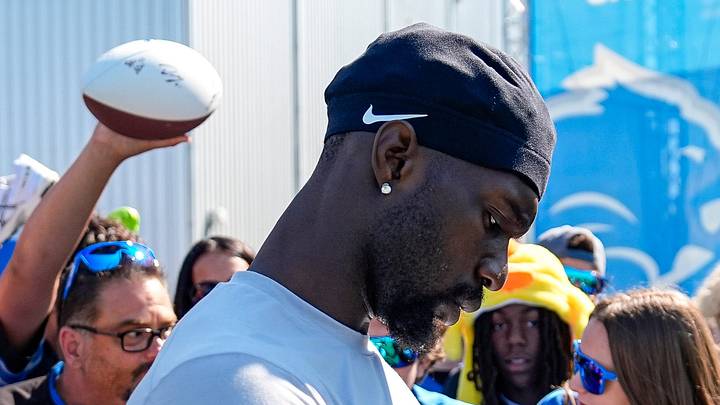 Detroit Lions safety Kerby Joseph signs autographs for fans after practice during training camp at Meijer Performance Center in Allen Park on Monday, August 3, 2026. Detroit Lions safety Kerby Joseph signs autographs for fans after practice during training camp at Meijer Performance Center in Allen Park on Monday, August 3, 2026.